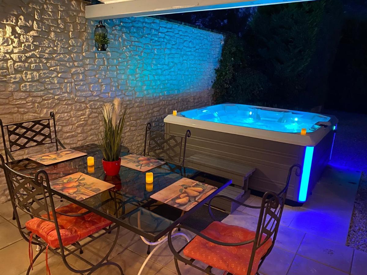 Mas Beau Soleil & Spa Cottages De Charme Avec Jacuzzi&Jardin Prives Saint-Rémy-de-Provence Dış mekan fotoğraf