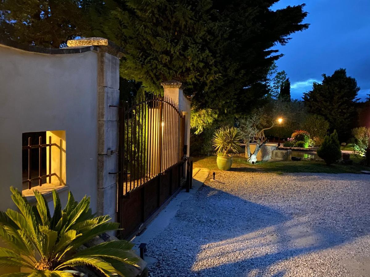 Mas Beau Soleil & Spa Cottages De Charme Avec Jacuzzi&Jardin Prives Saint-Rémy-de-Provence Dış mekan fotoğraf