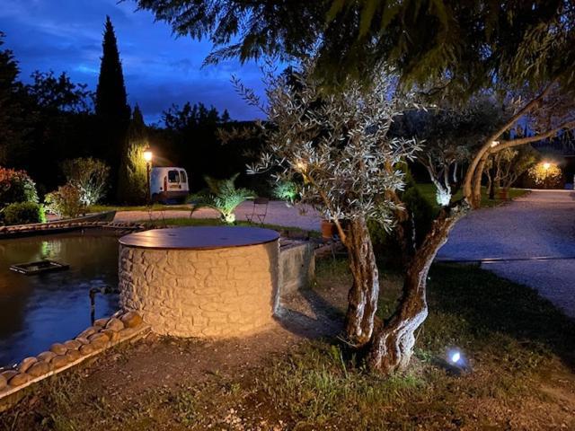 Mas Beau Soleil & Spa Cottages De Charme Avec Jacuzzi&Jardin Prives Saint-Rémy-de-Provence Dış mekan fotoğraf