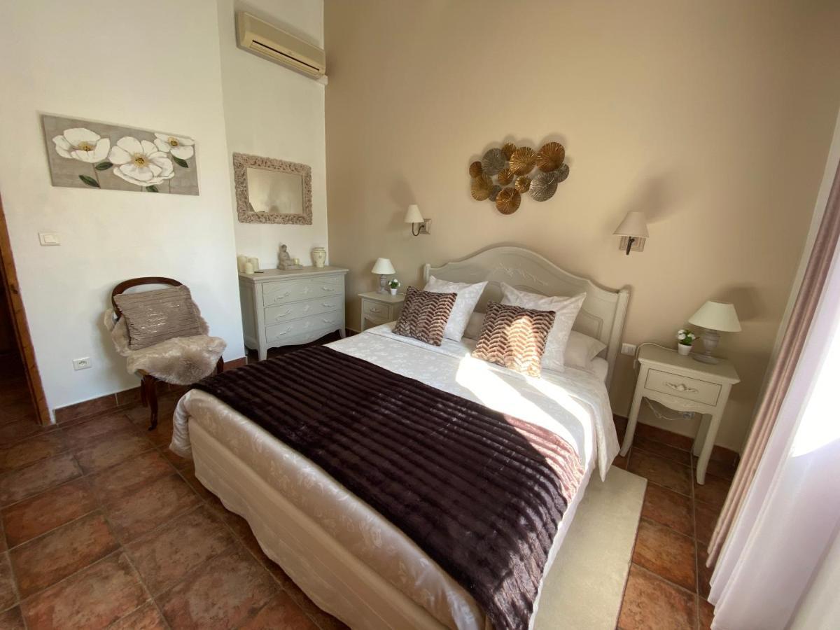 Mas Beau Soleil & Spa Cottages De Charme Avec Jacuzzi&Jardin Prives Saint-Rémy-de-Provence Dış mekan fotoğraf